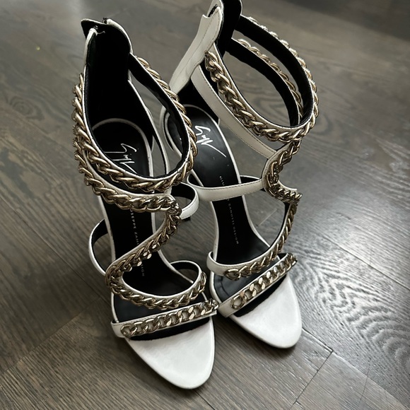 Good condition - Picture 3 of 4